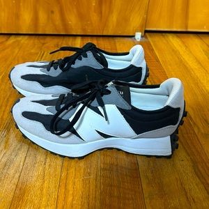 New Balance 327